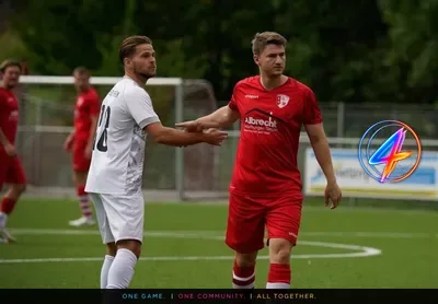 Ajax rejoint Salzbourg et Dortmund dans la course à Chambon