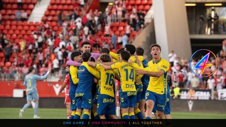 Las Palmas defeat Almeria 2-1 to shake promotion race