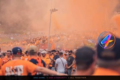 Dutch fans turn US streets into orange carnival ahead of World Cup
