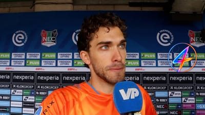 Keeper Jari De Busser feliciteert PSV, Feyenoord Rotterdam en NEC