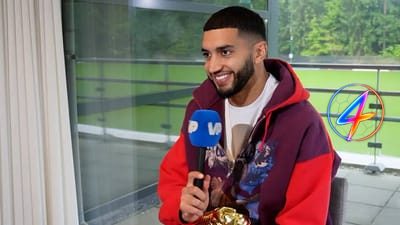 Ismael Saibari celebrates VP Player of the Year award