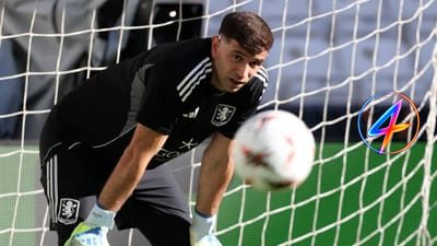 Aston Villa Wins Europa League with Injured Goalkeeper Dibu Martínez