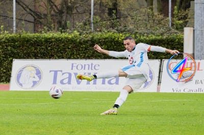 Atalanta cerca Nicolò Savona del Nottingham Forest