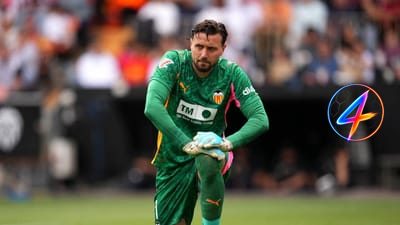 Stole Dimitrievski es el portero titular del Valencia